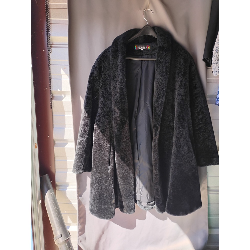 Komitor Black Faux Fur Coat Shawl Collar Textured Made in USA Plus Size 22/24